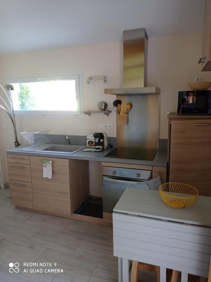 Agreable Appartement Au Calme Villeneuve  المظهر الخارجي الصورة